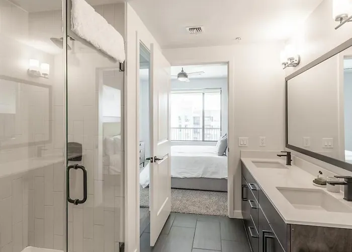 Landing Modern With Amazing Amenities Apartment Tempe